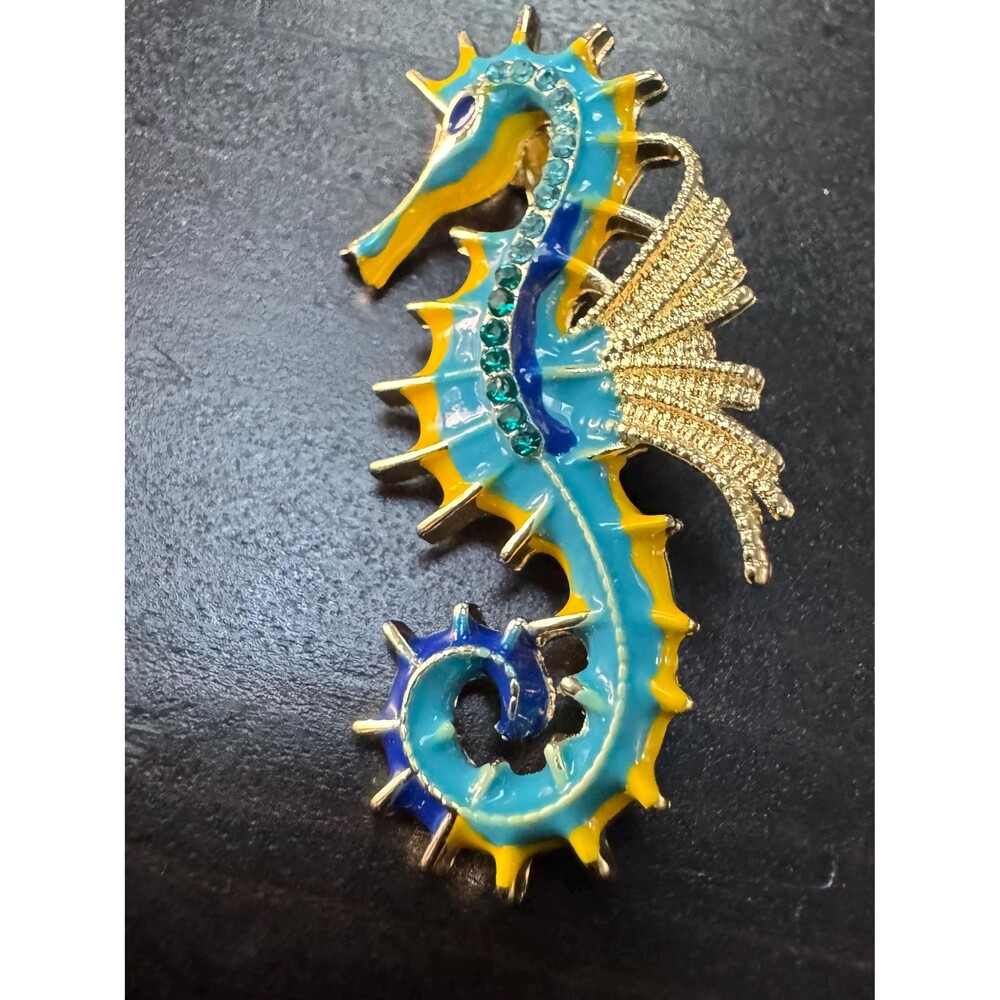 Vintage Aqua Yellow Seahorse Ocean Enamel Brooch Pin B59